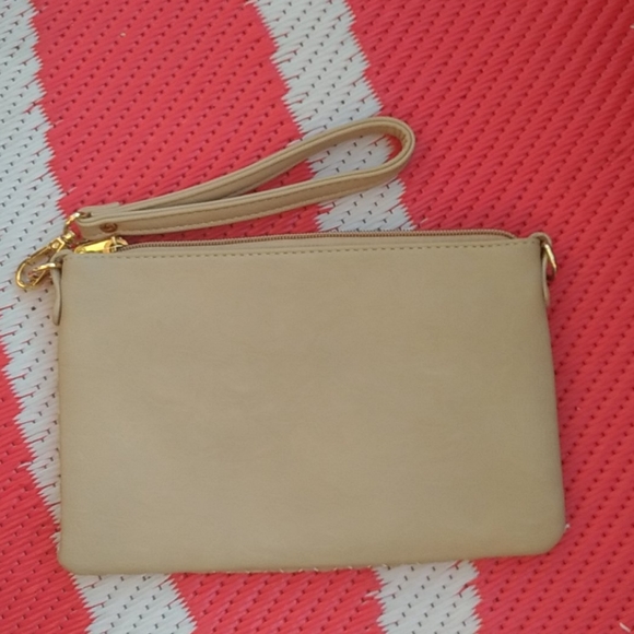 NWOT vegan clutch - Picture 4 of 4